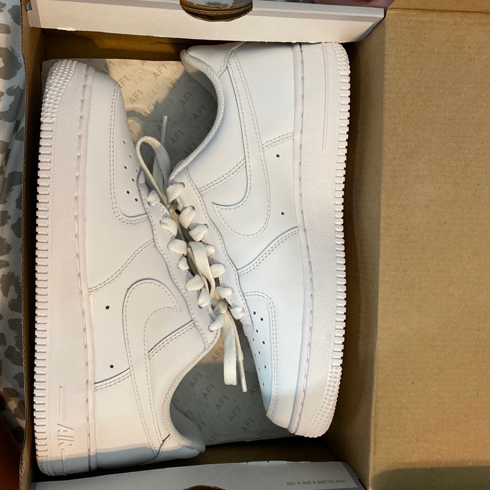 Nike Air Force 1